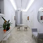Short Lets Grandi Stazioni بيت ضيافة *