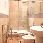 Short Lets Grandi Stazioni * باري