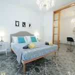 بيت ضيافة Short Lets Grandi Stazioni *