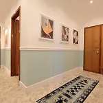 Short Lets Grandi Stazioni بيت ضيافة باري