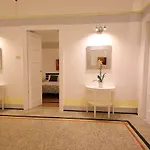 Short Lets Grandi Stazioni بيت ضيافة *